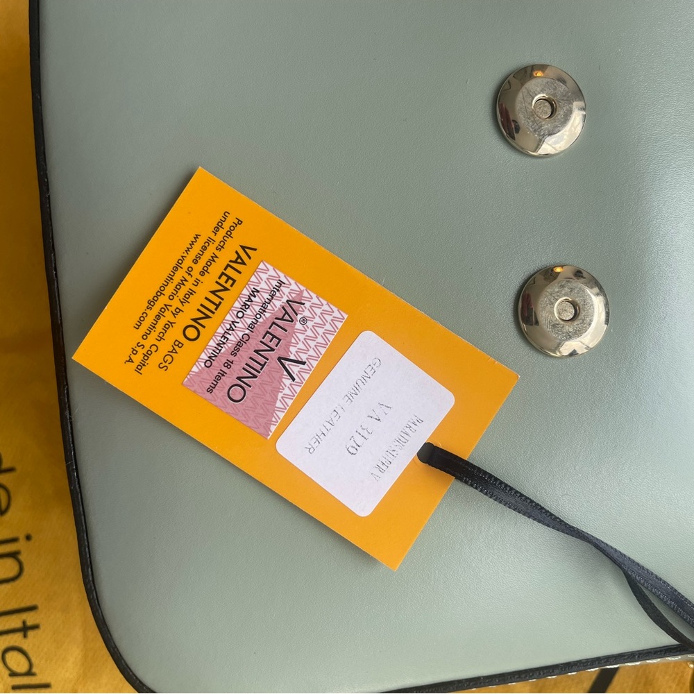 VALENTINO BY MARIO VALENTINO Paradise Superv Leather Bag - Picture 7 of 9